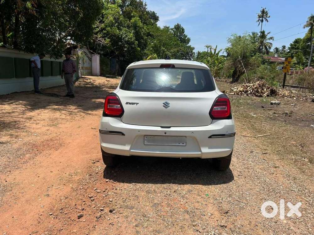 Maruti Suzuki Swift Lxi Optional-o, 2019, Petrol