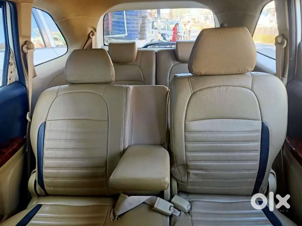 Honda Mobilio Top V Model