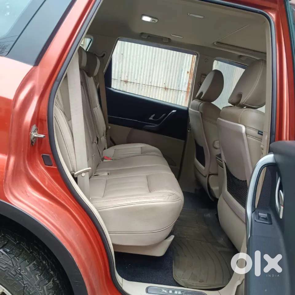 Mahindra Xuv500 At W10 Fwd, 2016, Diesel