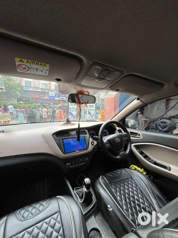 Hyundai Elite I20 Petrol Life Time Tax Well Maintained