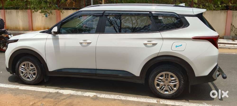 Kia Carens 1.5 Prestige 7 Str, 2024, Petrol