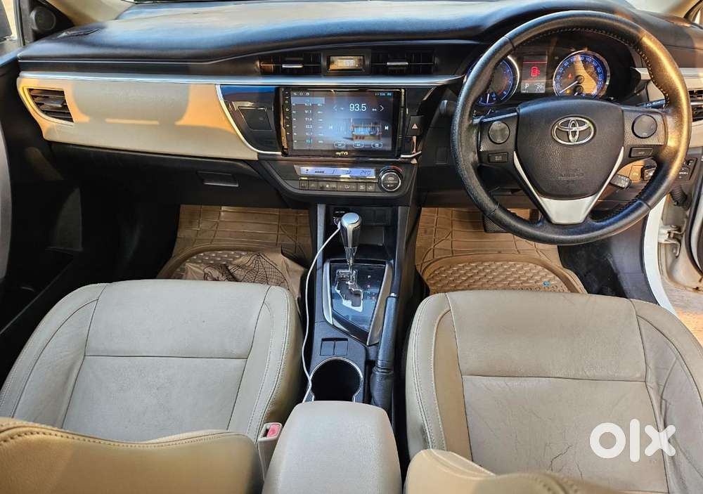 Toyota Corolla Altis 2013-2017 Vl At, 2015, Petrol