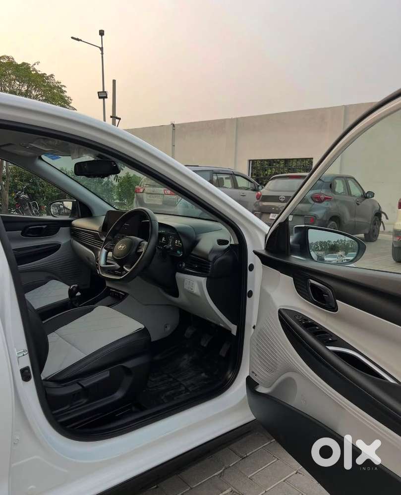 Hyundai I20 Asta (o) 1.2 Mt Top Model Petrol 2024