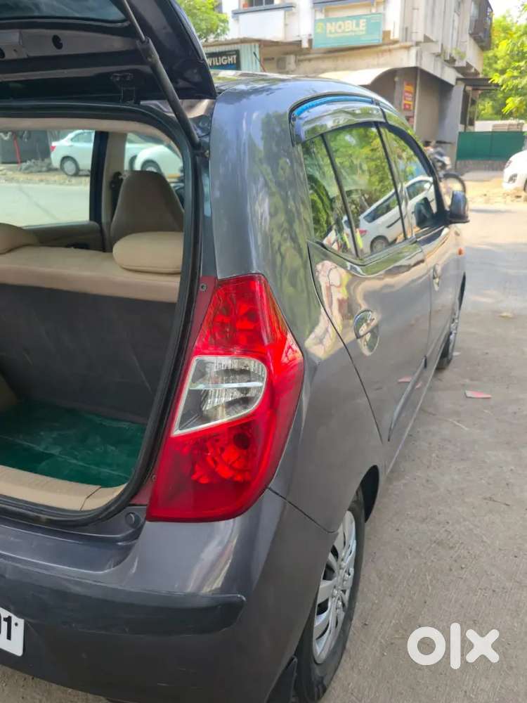 I10 Sportz