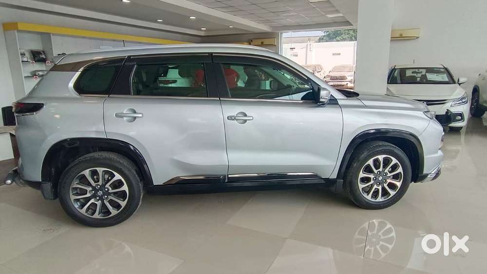 Maruti Suzuki Grand Vitara 1.5 Alpha Plus Intelligent Hybrid Ecvt, 2..