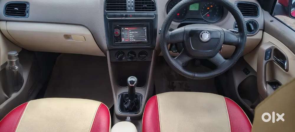 Skoda Rapid Ambition 2012