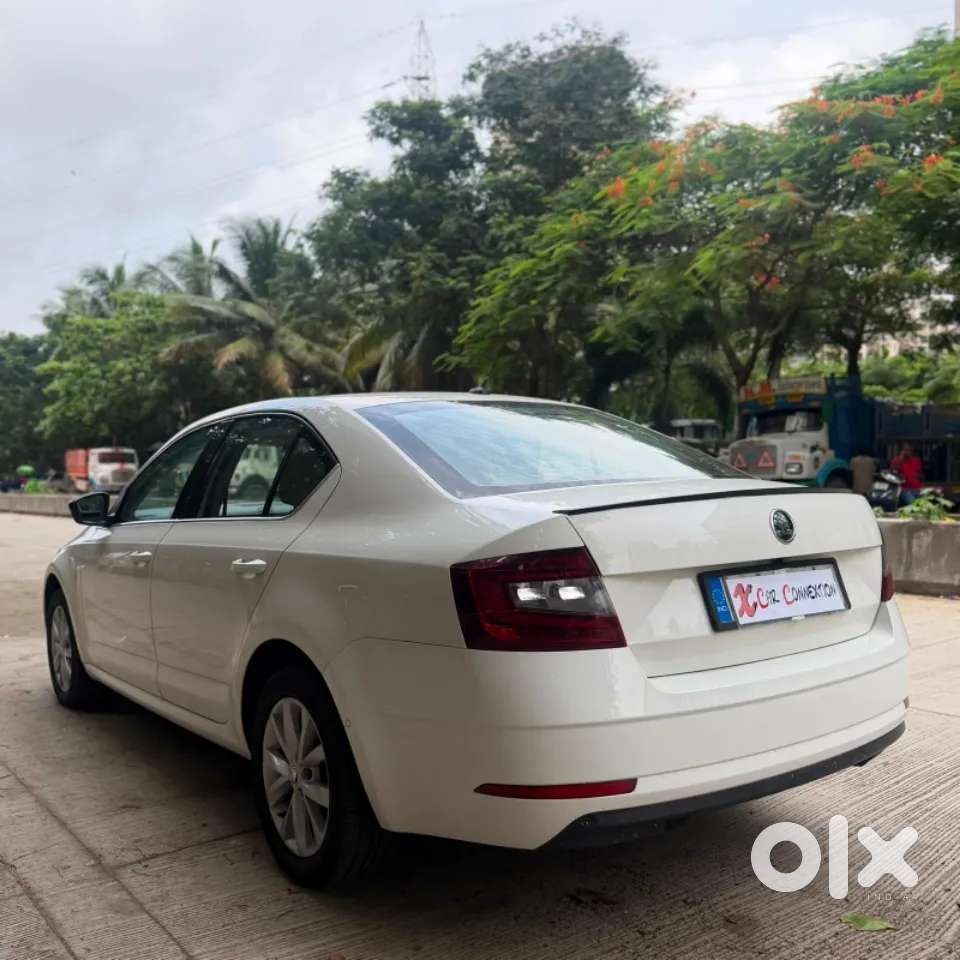 Skoda Octavia, 2019, Petrol