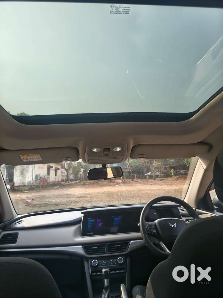 Mahindra Xuv700 2.2 Ax 5 Diesel At 7 Str, 2022, Diesel