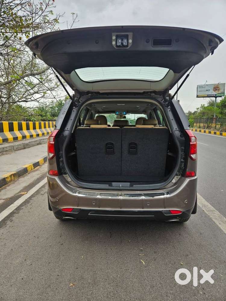 Mahindra Xuv500 W9 At 1.99, 2019, Diesel