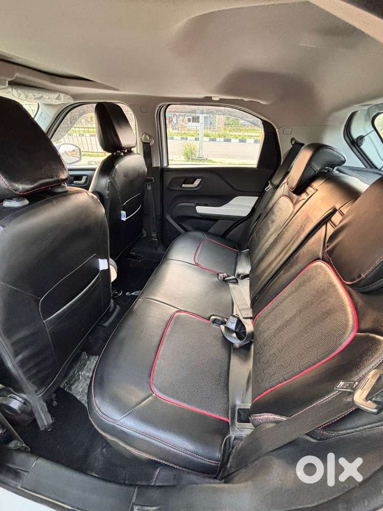 Tata Punch Creative Dual Tone Mt Sunroof, 2023, Petrol