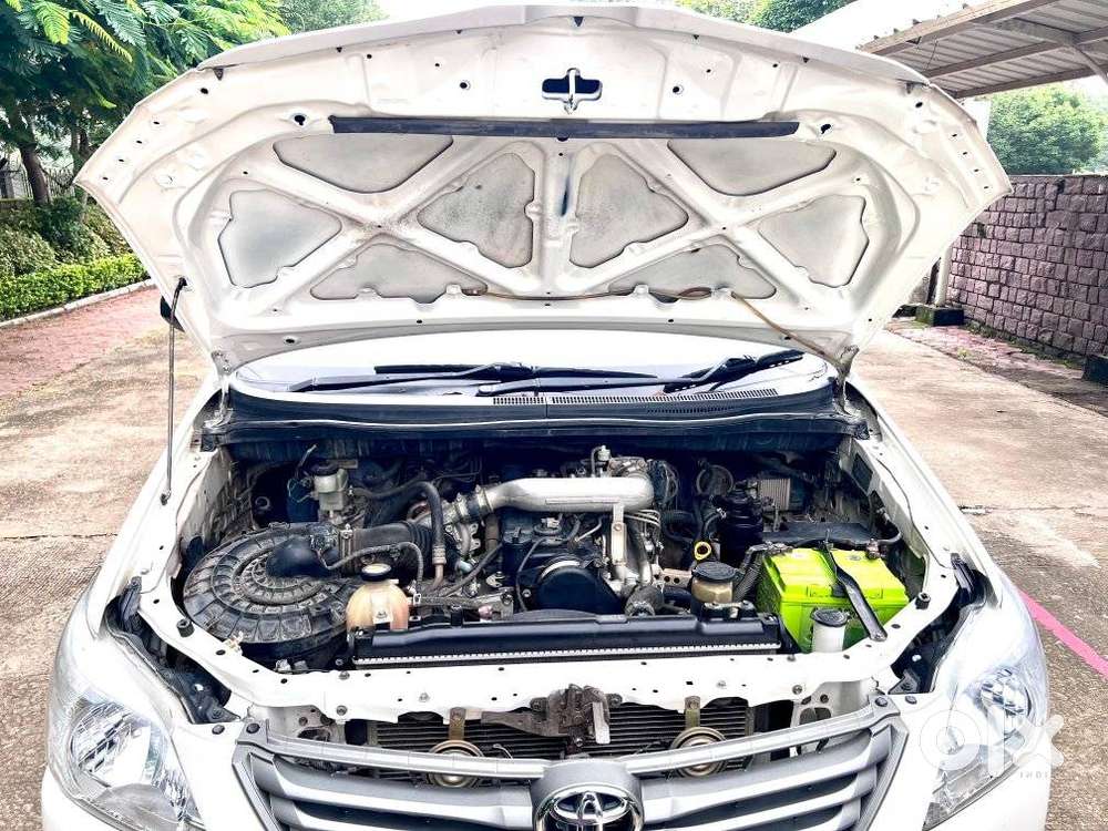 Toyota Innova 2.5 G (diesel) 8 Seater, 2015, Diesel