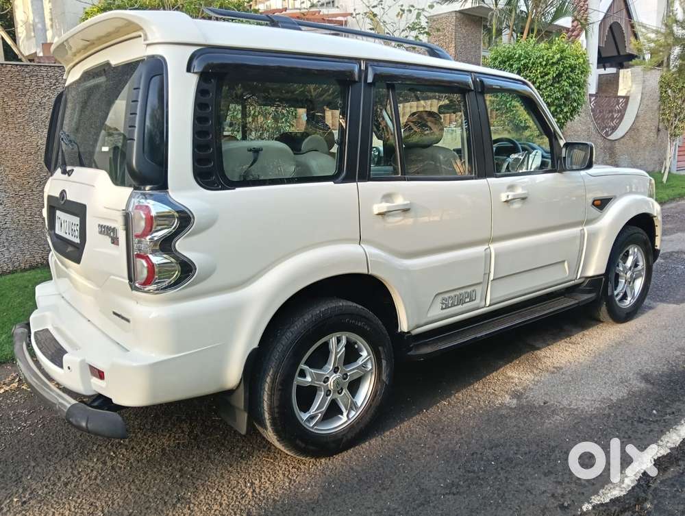Mahindra Scorpio S10, 2017, Diesel
