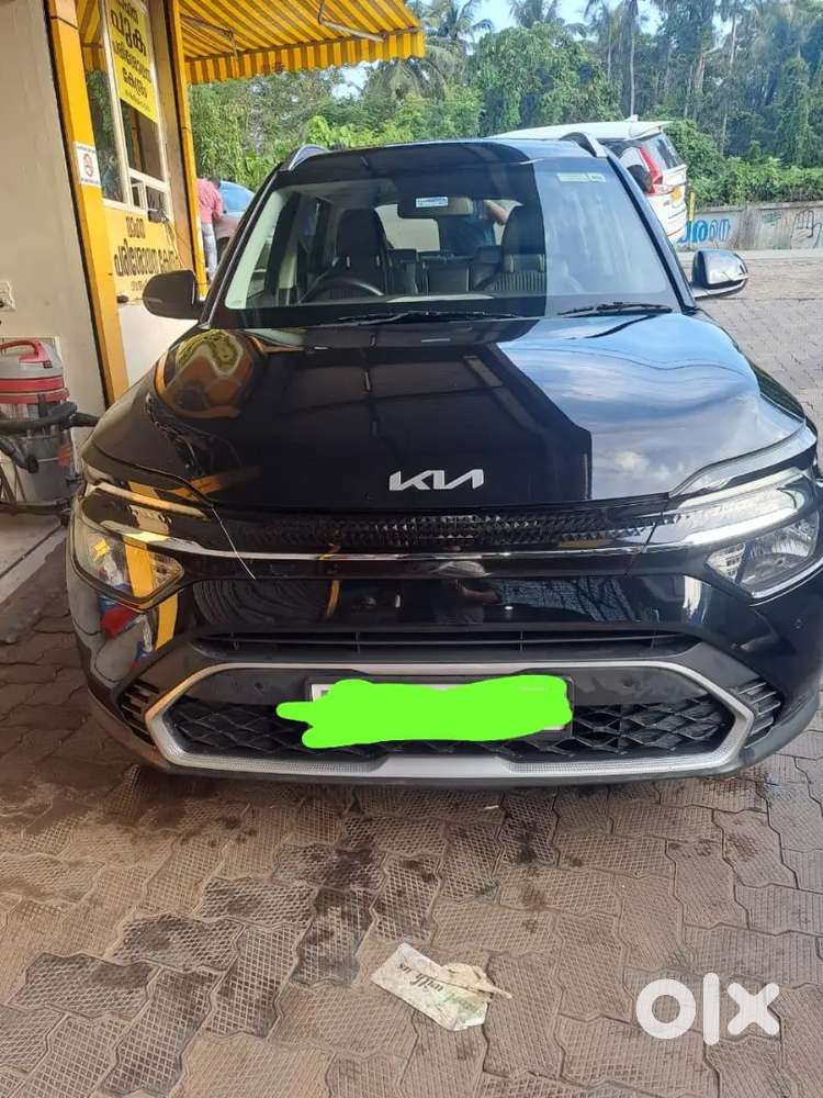 Kia Carens 2025 Diesel 390000 Km Driven