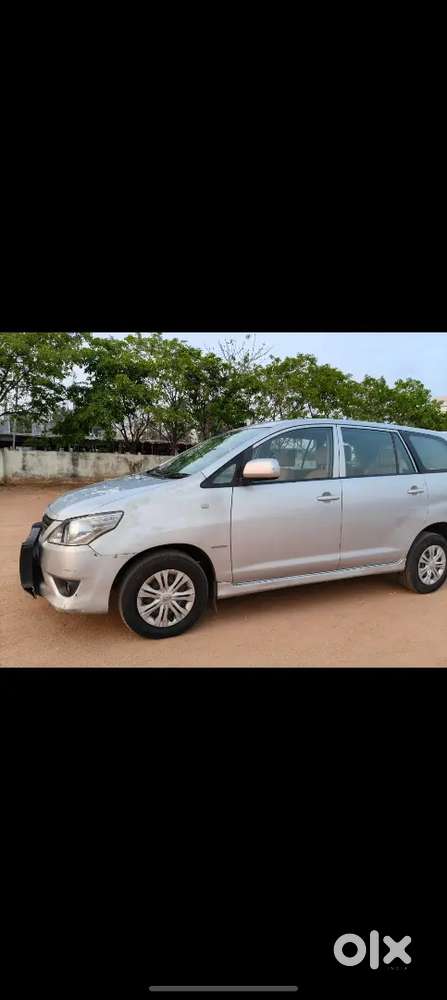Toyota Innova 2012 Diesel 195000 Km Driven