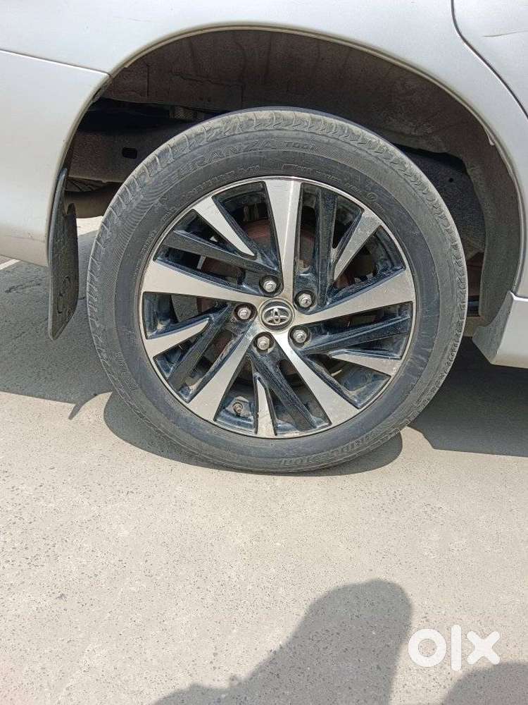 Toyota Innova 2.5 G (diesel) 7 Seater, 2014, Diesel