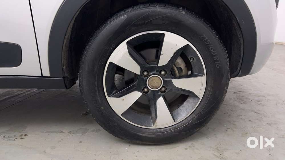 Tata Nexon 1.2 Revotron Xz Plus, 2018, Petrol