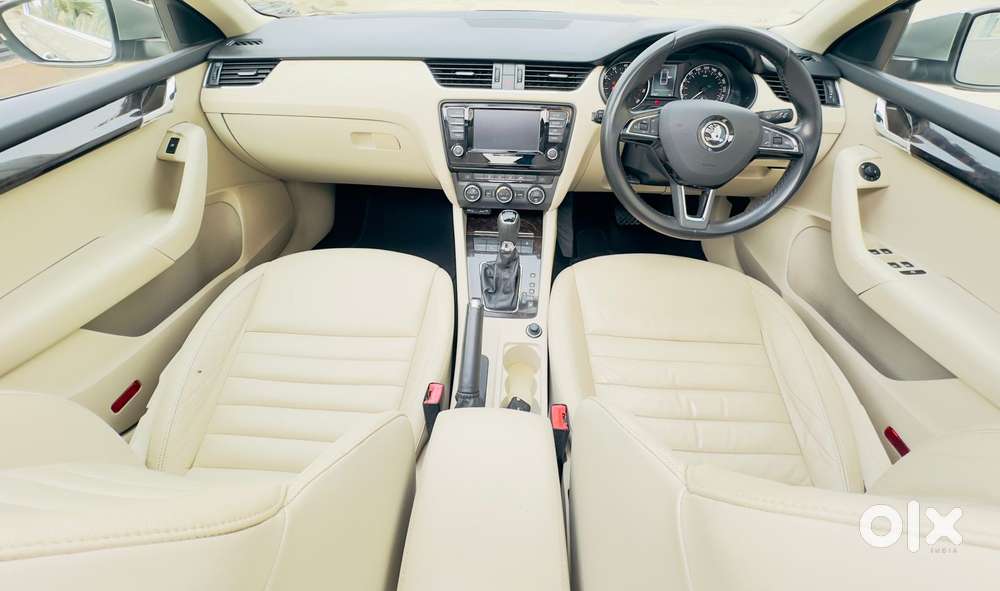 Skoda Octavia 2013-2017 Elegance 1.8 Tsi At, 2015, Petrol