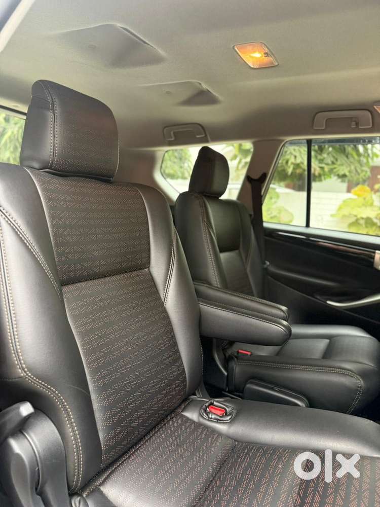 Toyota Innova Crysta 2.4 V 7 Str, 2022, Diesel