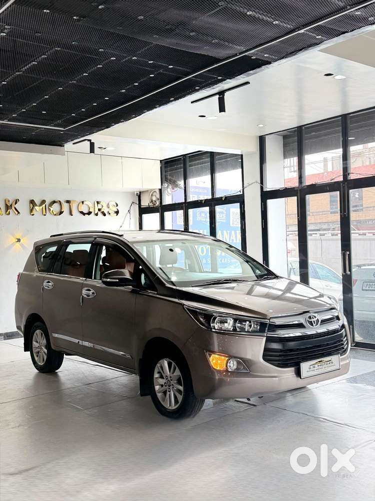 Toyota Innova Crysta 2.8 Gx At 8s, 2016, Diesel