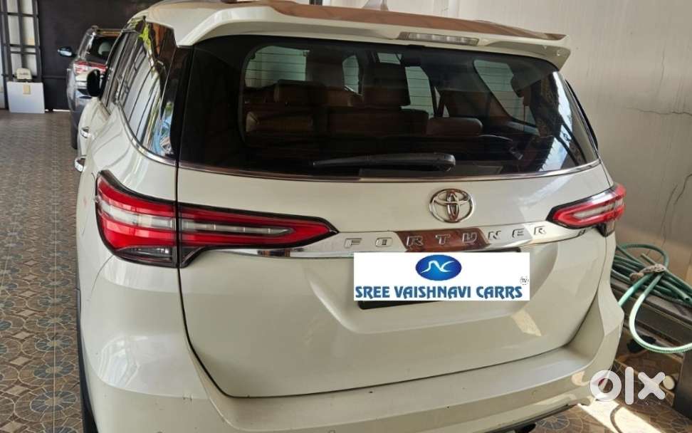 Toyota Fortuner 4x2 At 2.8 Diesel, 2022, Diesel