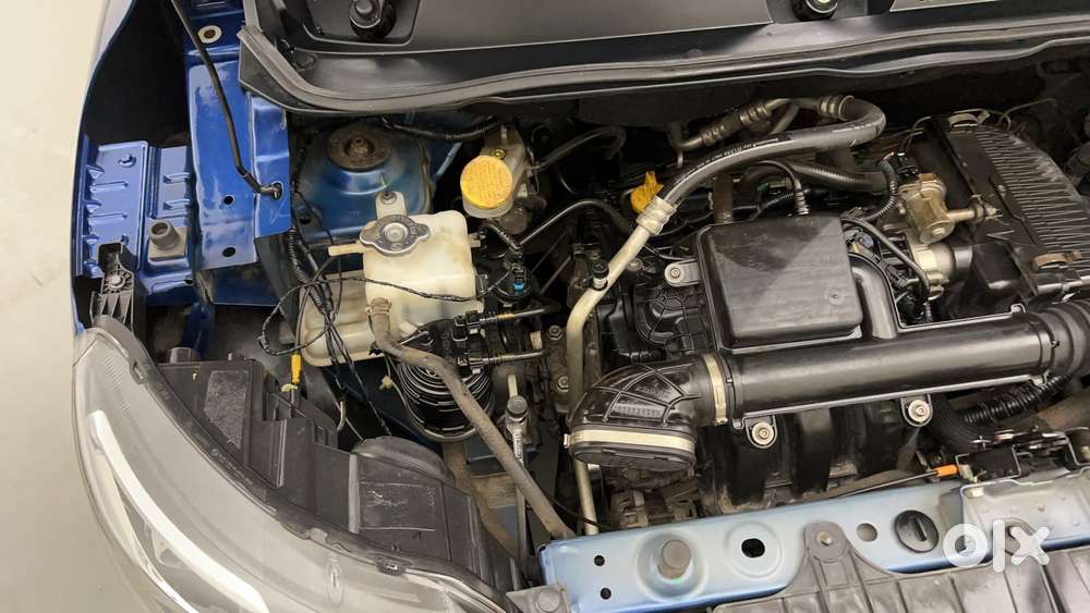 Renault Triber Rxz, 2022, Petrol