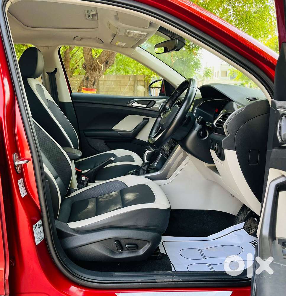 Volkswagen Taigun 1.0 Tsi Topline At, 2024, Petrol