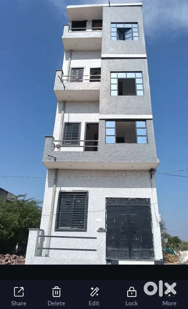 Ful building