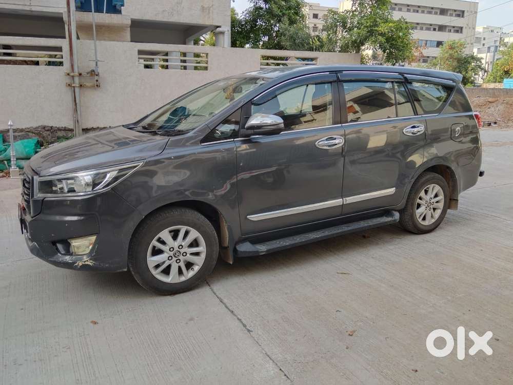Toyota Innova Crysta G 8 Str, 2017, Diesel