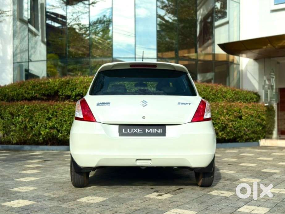 Maruti Suzuki Swift Lxi, 2017, Petrol