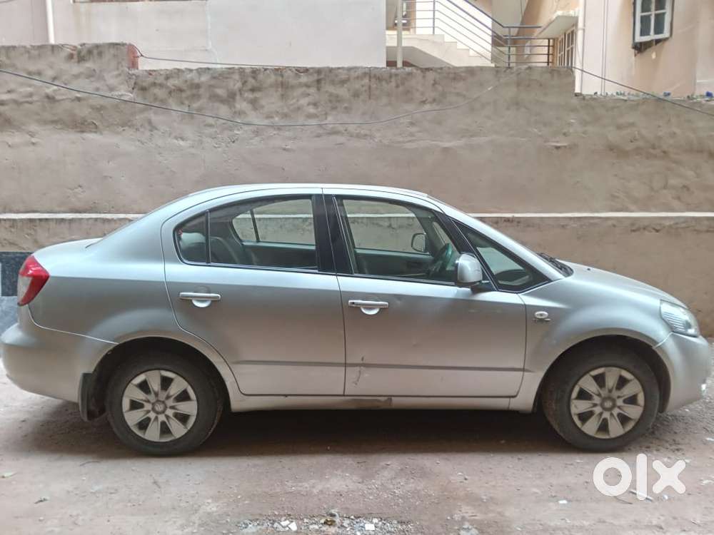 Maruti Suzuki Sx4 Vxi Bsiv, 2010, Petrol