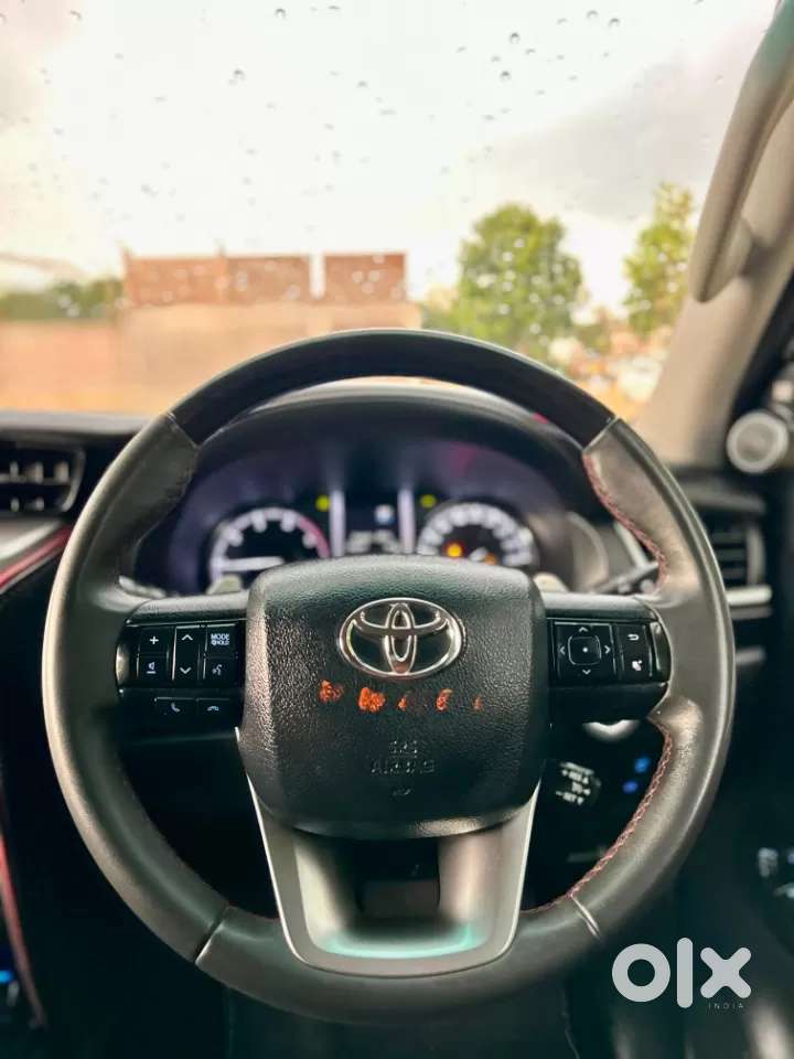 Toyota Fortuner Legender, 2025, Diesel