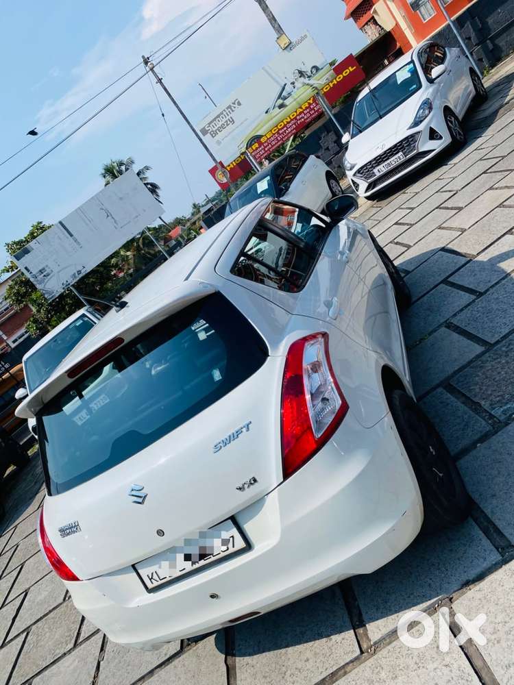Maruti Suzuki Swift Vxi, 2017, Petrol