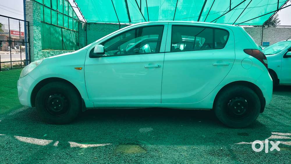 Hyundai I20 Magna Optional 1.2, 2011, Petrol