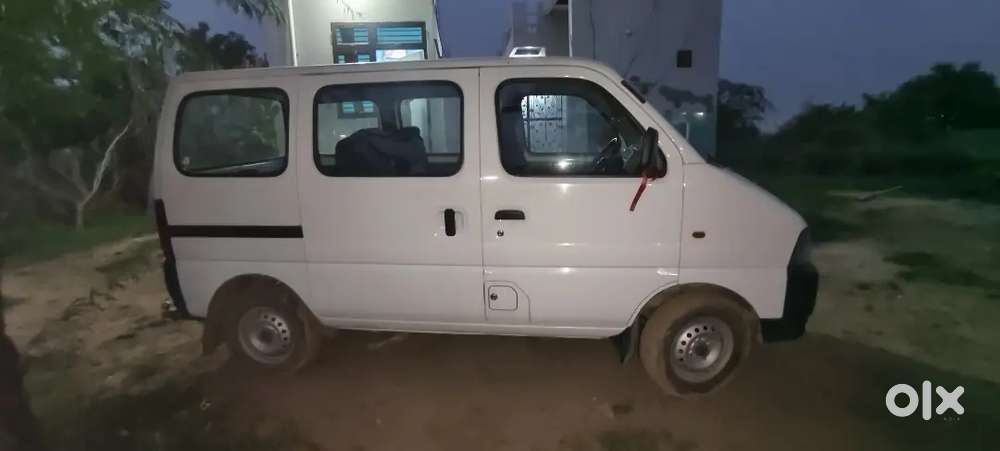 Maruti Suzuki Eeco 2025 Cng & Hybrids 37000 Km Driven