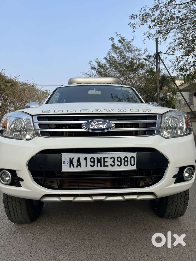 Ford Endeavour 3.2 Titanium At 4x4, 2014, Diesel