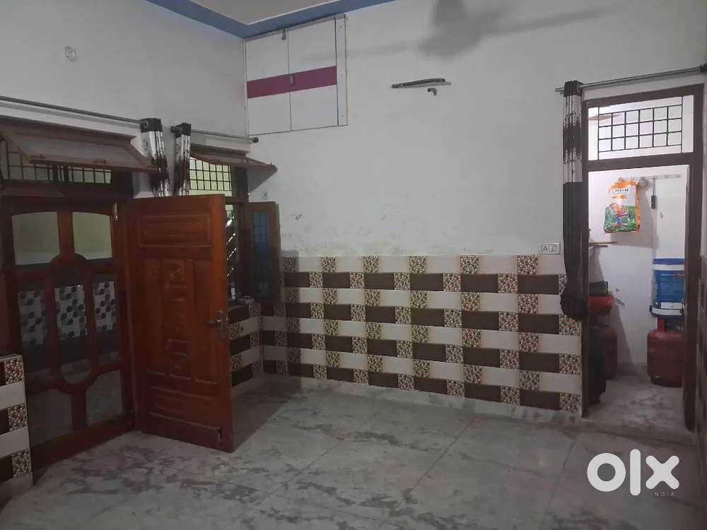 Beautiful 1 Room with Separate Kitchen & Bathroom
