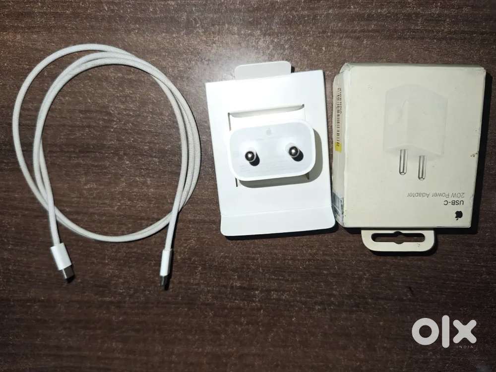 Iphone Original Adapter & USB/Charging Cable