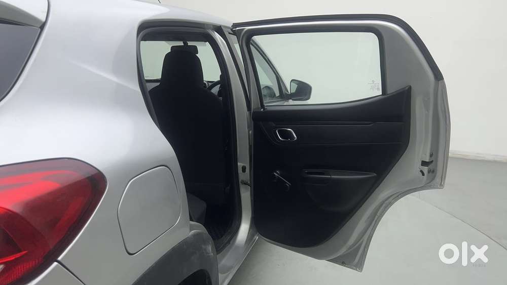 Renault Kwid 2019-ongoing 1.0 Rxt Amt (o), 2018, Petrol