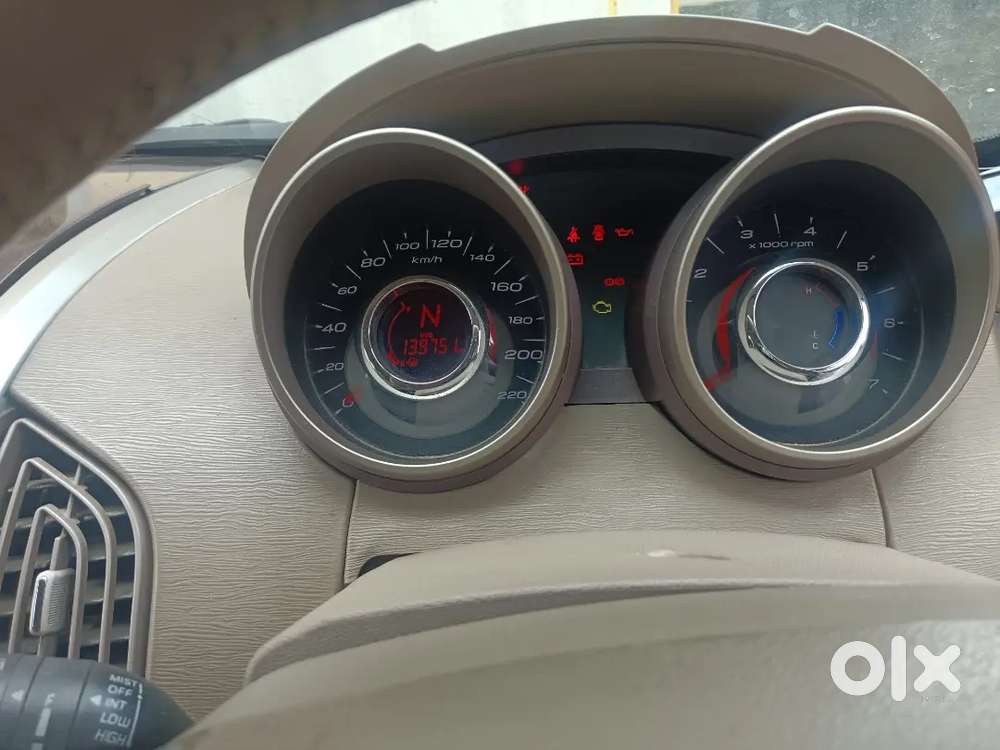 Mahindra Xuv500 2012 Diesel 120000 Km Driven