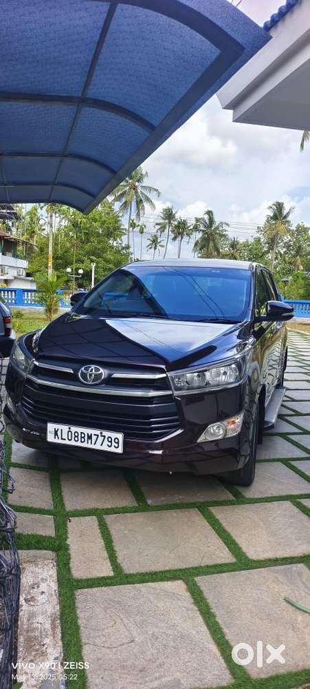 Toyota Innova Crysta 2.4 G Mt 8s, 2017, Diesel