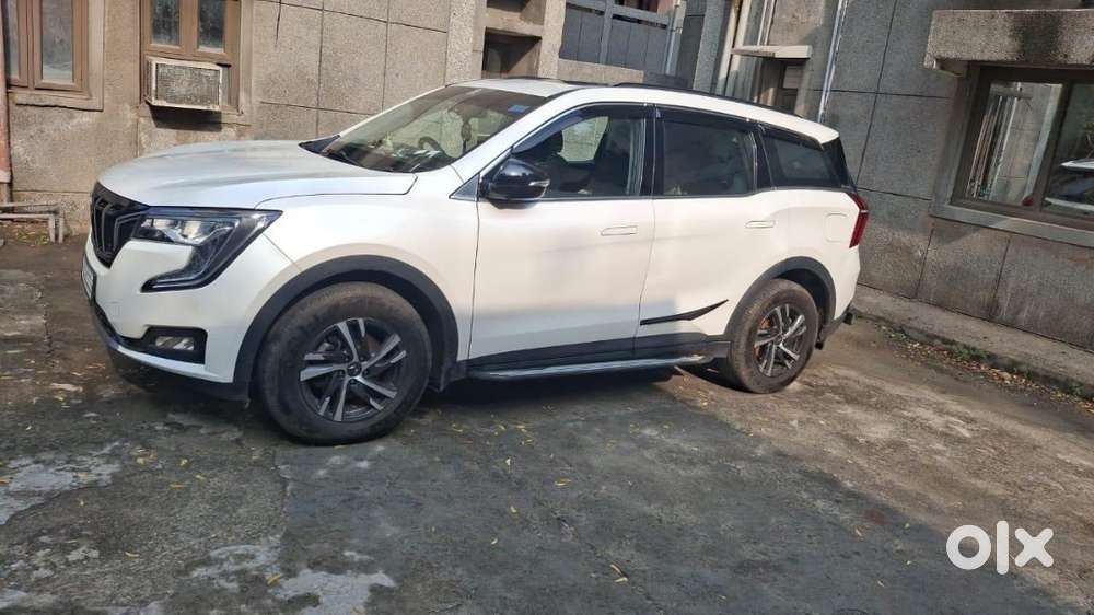 Mahindra Xuv700 2023 Petrol 28000 Km Driven