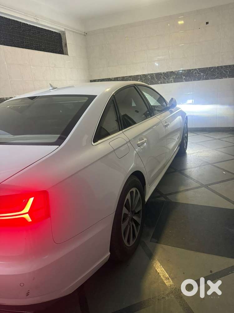 Audi A6 Petrol 2016 Km Driven
