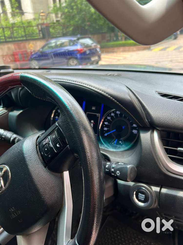 Toyota Fortuner Petrol Manual 2018