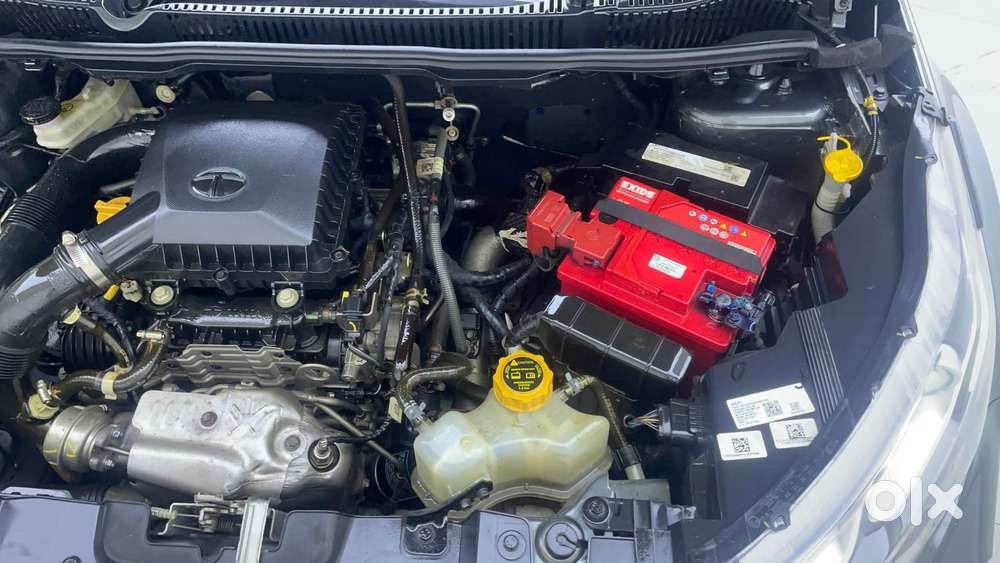 Tata Nexon 1.2 Revotron Xza Plus, 2023, Petrol