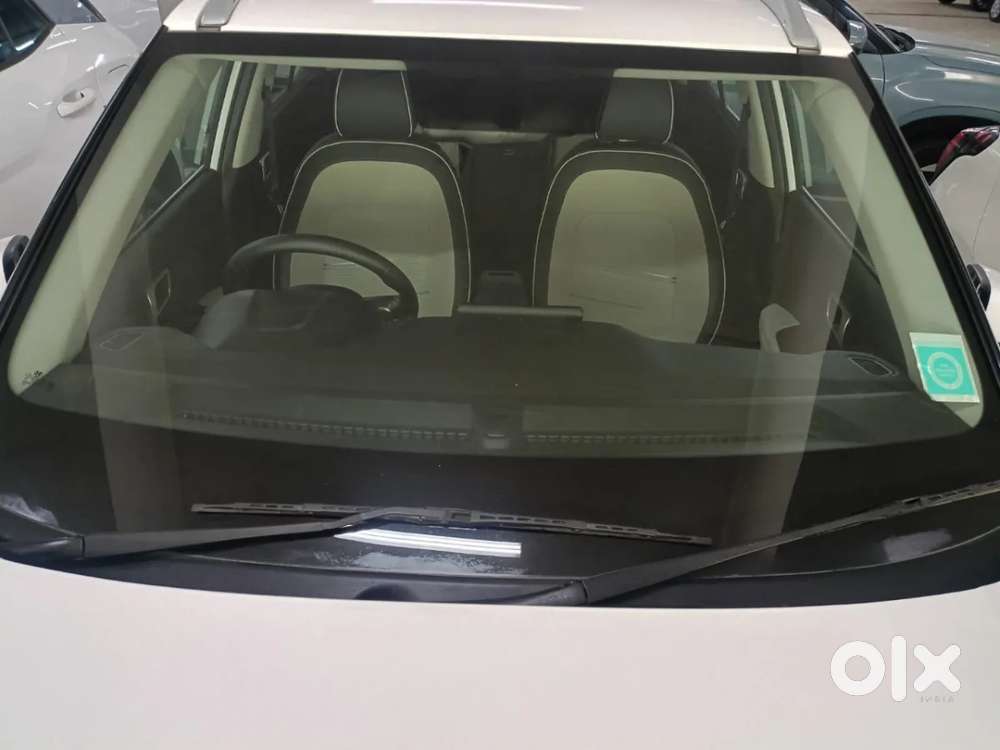 Hyundai Venue 1.0 Sx (o) Turbo Dct, 2023, Petrol