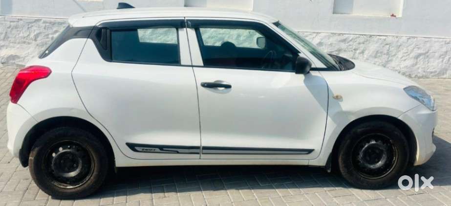 Maruti Suzuki Swift 1.2 Lxi (o), 2019, Petrol