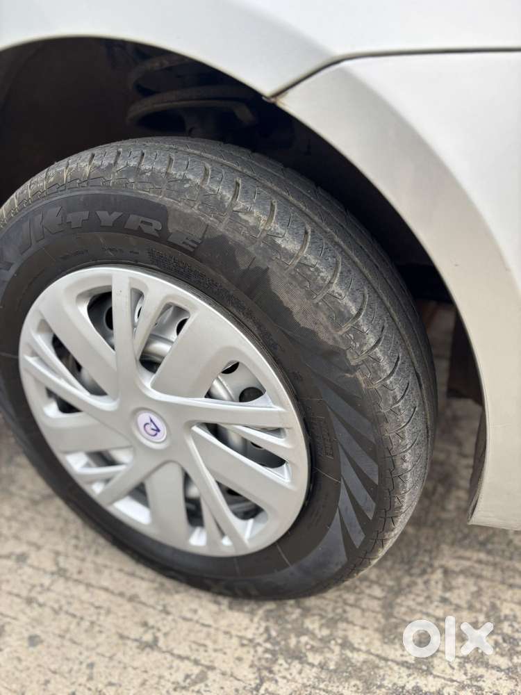 Maruti Suzuki Dzire 1.2 Lxi, 2011, Petrol