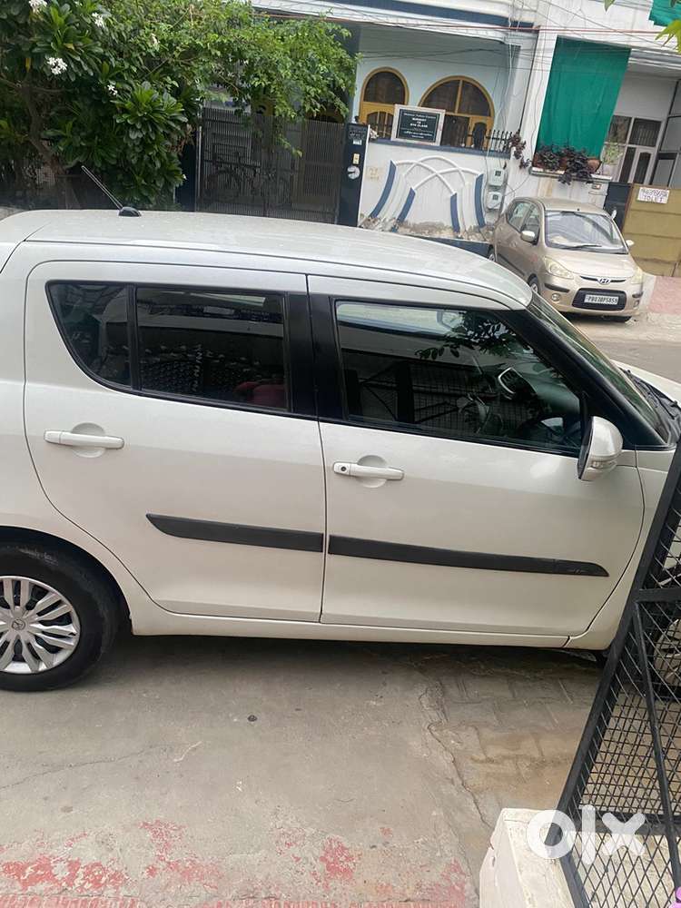 Maruti Suzuki Swift 2013 Diesel Well Maintained
