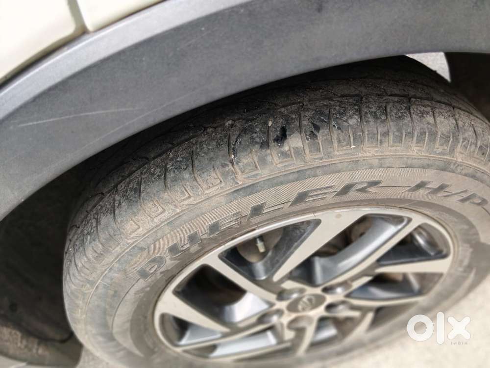 Mahindra Xuv300 W8 Option Dual Tone Diesel, 2022, Diesel