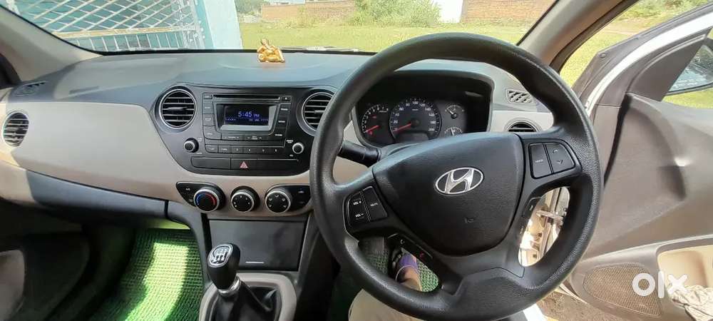 Hyundai Xcent 2016